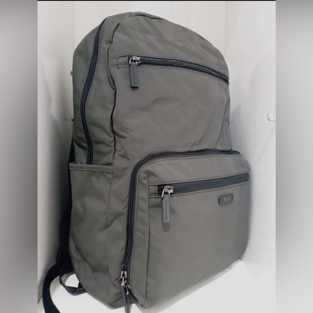NWT TUMI Packable/Foldable Backpack Dark Gray - Picture 2 of 6